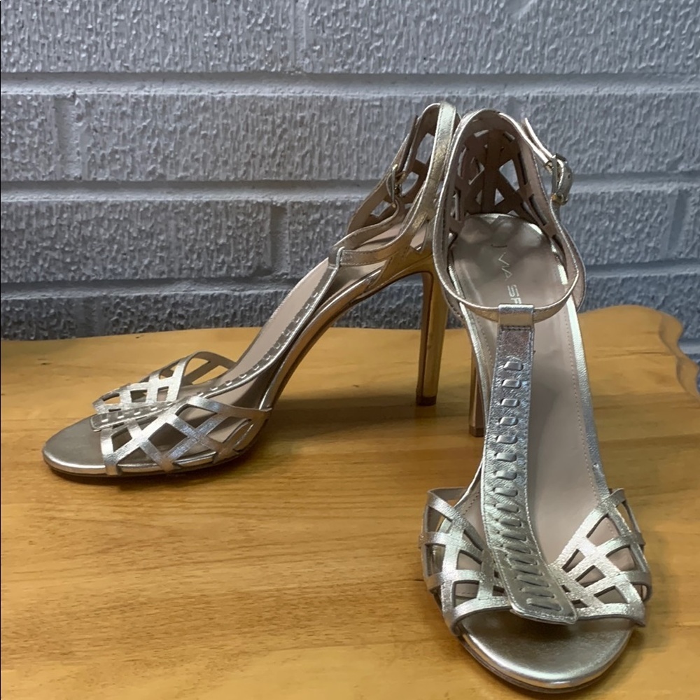 Via Spiga Gold Leather Strappy Sexy Sandals Heels VGUC Stilettos Size 9M formal